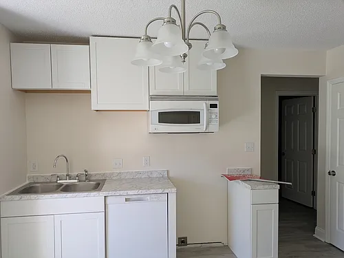 565 Harrison St Photo 1