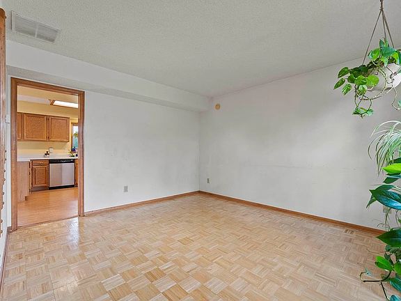 5th image of 3611 Winding River Ct