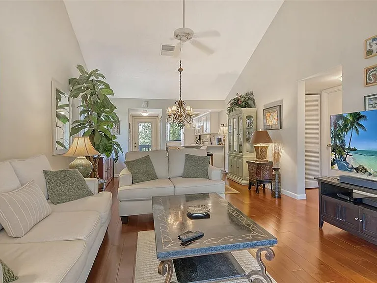 1720 Glenhouse Dr #GL430 — Photo 9