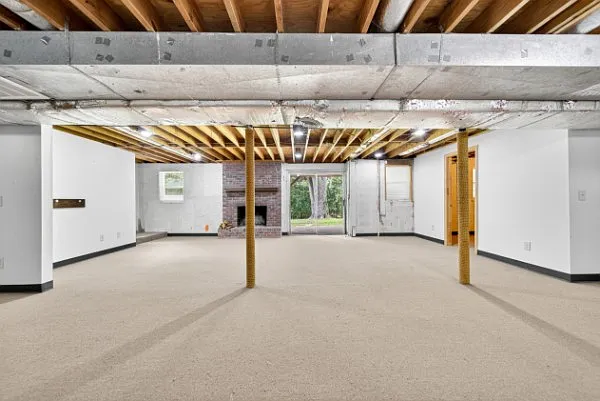 121 Caldwell Dr — Photo 37