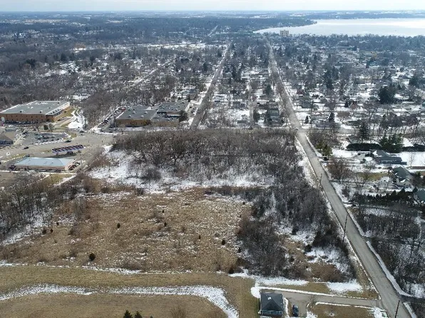 0 Center St, Lake Geneva, WI 53147