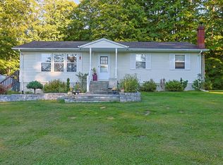 7 Tinny Ln, Central Valley, NY 10917