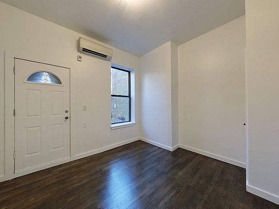 5th image of 74 Eldert St #13