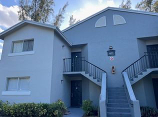 971 Lake Terry Dr APT A, Royal Palm Beach, FL 33411