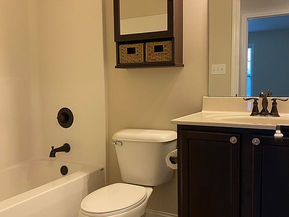 5th image of 1617 El Prado Dr