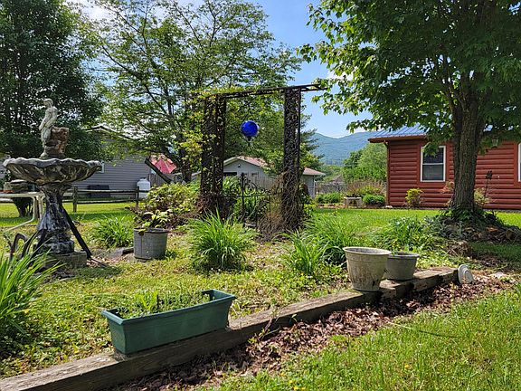 2nd image of 368 Dotson Ln