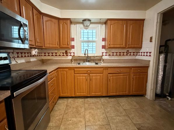 380 Johnston Ave Floor 2