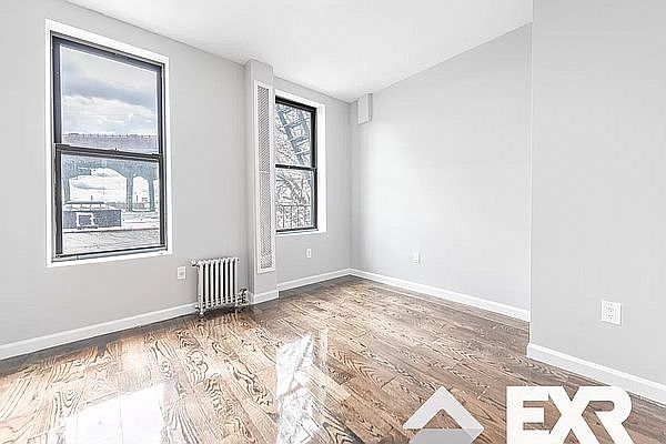 1st image of 32 Garnet St #2F