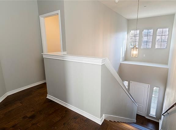 2nd image of 6856 Livorno Ln