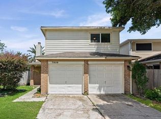 7850 Hillbarn Dr, Houston, TX 77040