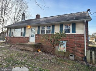 25 Sunset Dr, Mechanicsburg, PA 17050