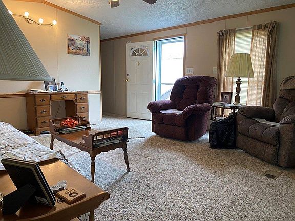 3rd image of 1937 Claremont Ave Lot 239