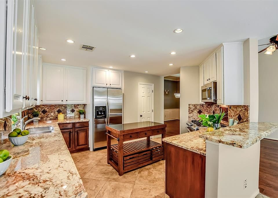 1st image of 3802 Paigewood Dr