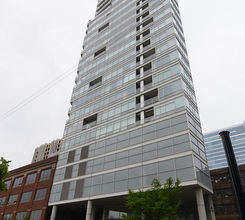 1st image of 510 W Erie St APT 1204