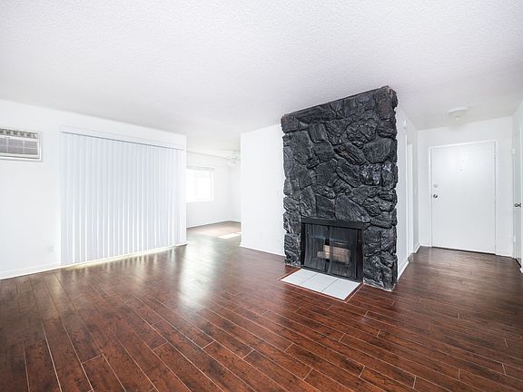 3rd image of 3327 Livonia Ave #163108