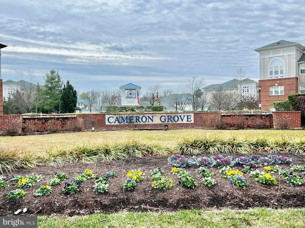 12900 Fox Bow Dr APT 206, Upper Marlboro, MD 20774