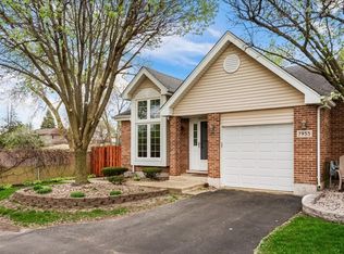 7955 W 100th Pl, Palos Hills, IL 60465