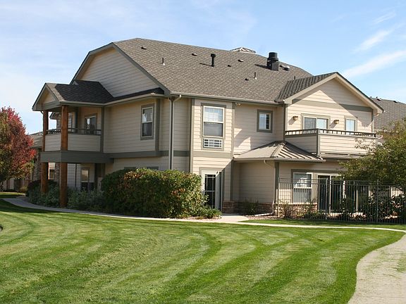 5th image of 5775 29th St Unit 707