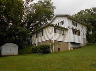 650 Locust Ave, Washington, PA 15301