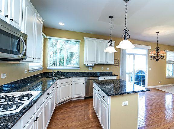 5th image of 1021 Sandler Ct