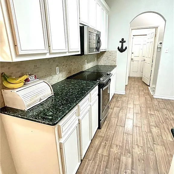 7005 Vineyard Dr — Photo 22