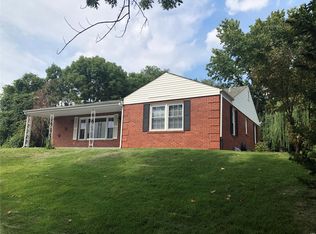 12591 Fee Fee Rd, Saint Louis, MO 63146