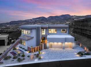 668 Dragon Peak Dr, Henderson, NV 89012