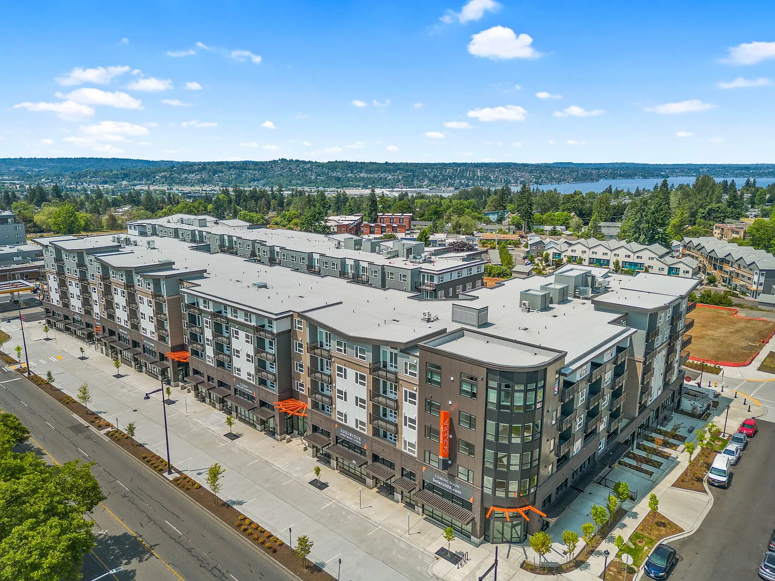 Solera Apartments — Photo 3