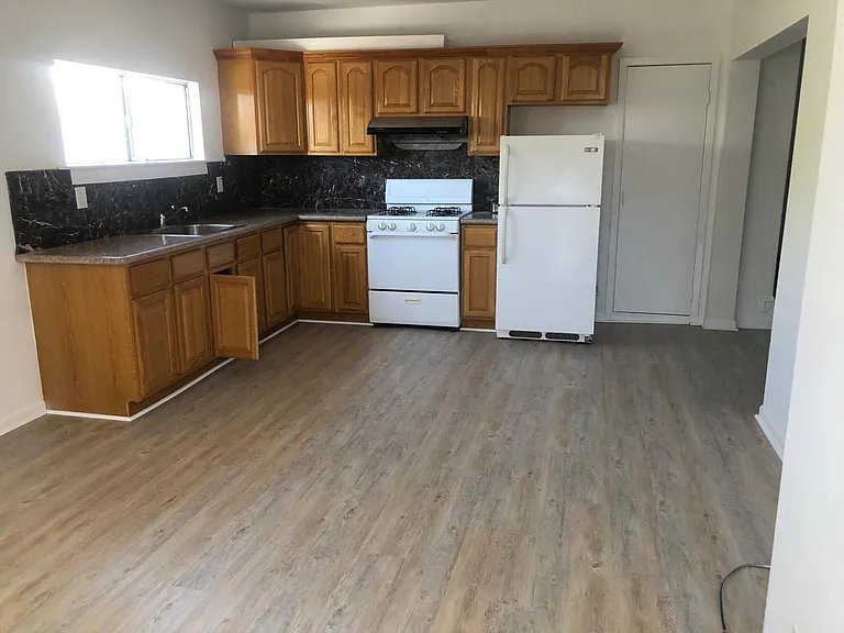 2208 Parker St #B — Photo 1