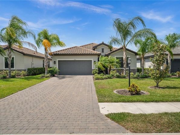 19671 Beechcrest Pl, Estero, FL 33928