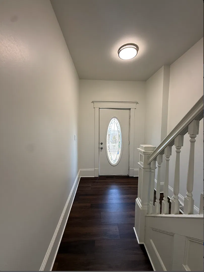 Newly Renovated 3-Bedroom, 2 Bath Home — Photo 2