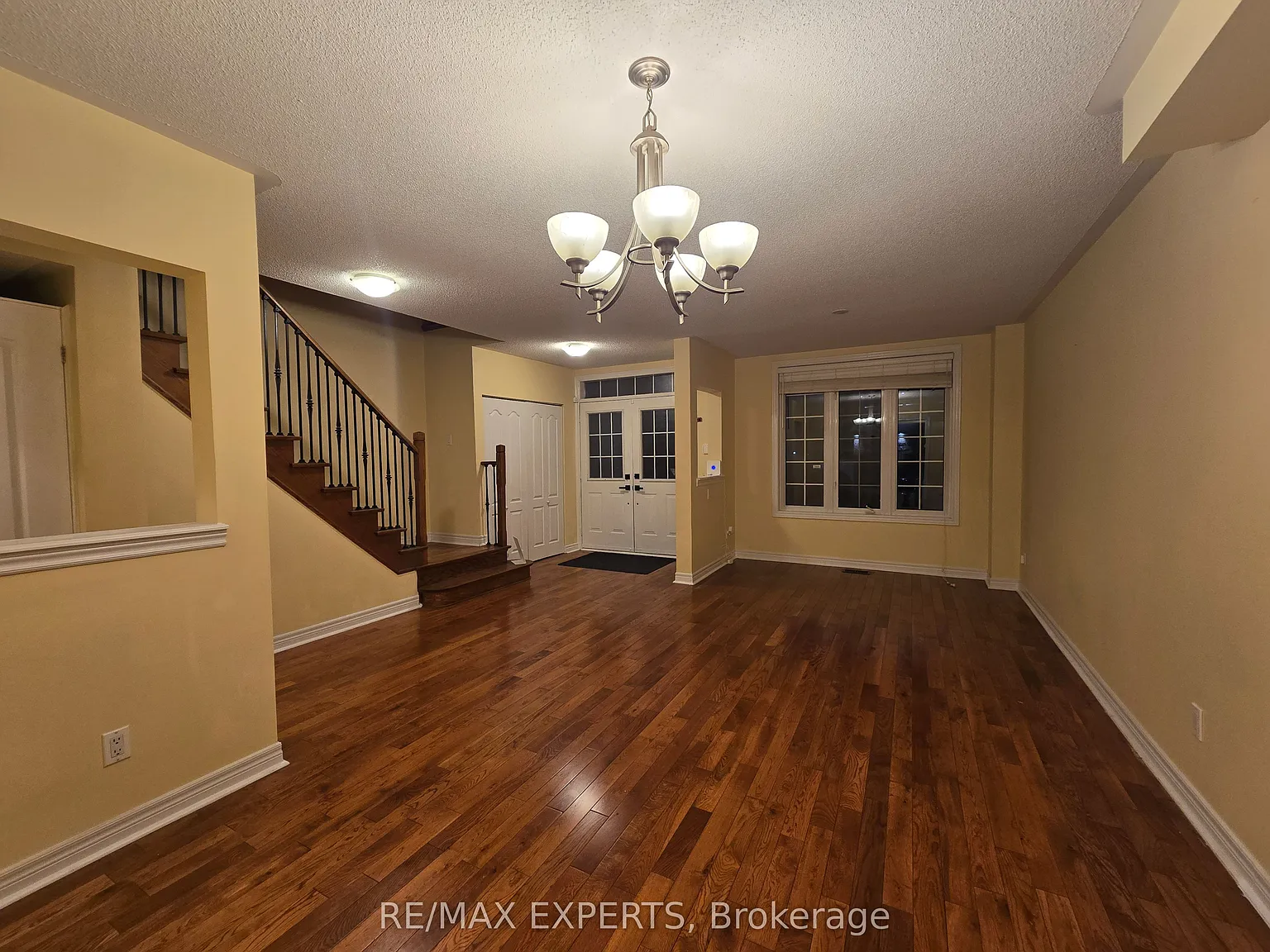 4 bed, $2,950 — Photo 4