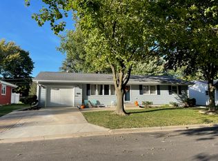 406 Elm St, Morrison, IL 61270