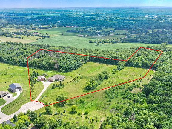 2nd image of S106W36642 Saddle Ridge DRIVE