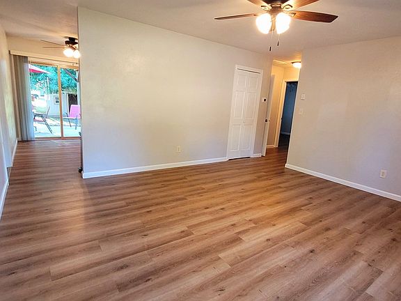 3rd image of 1648 E Wehner Dr