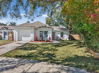 228 Regal Park Dr, Valrico, FL 33594