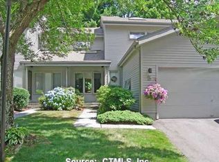 3 Brenthaven, Avon, CT 06001