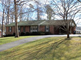 9931 Trebeck Rd, North Chesterfield, VA 23236