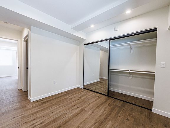 5th image of 1857 Crenshaw Blvd #1857
