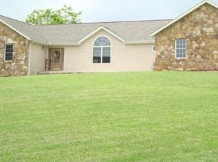 139 Fantasia Rd, Inwood, WV 25428