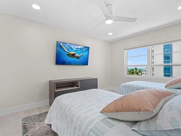 800 Benjamin Franklin Dr #505 — Photo 18