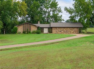 3042 W Mulberry Hwy #64, Mulberry, AR 72947