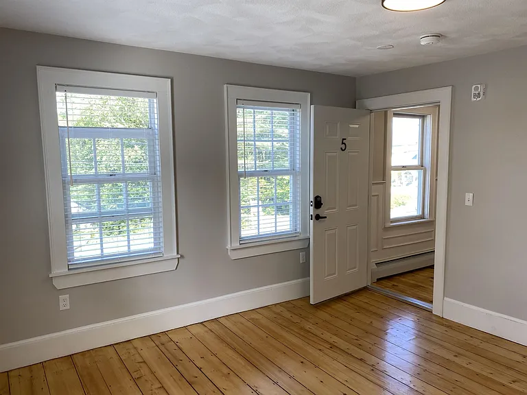 3465 White Mountain Hwy #5 — Photo 3