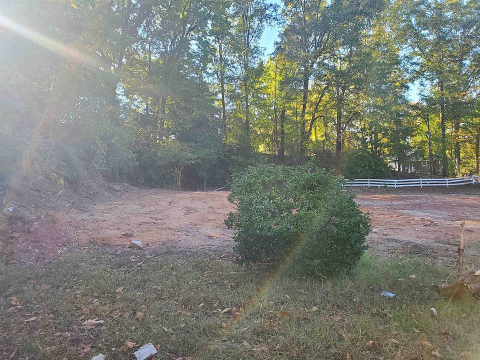 1st image of 1023 N Buchanan Blvd #2