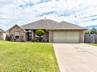 9408 S Country Club Dr, Oklahoma City, OK 73159