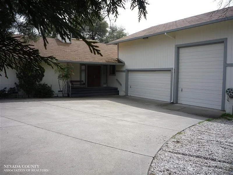 20417 Chaparral Cir photo 1