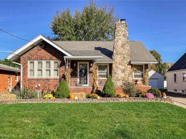 339 E Ford Ave, Barberton, OH 44203