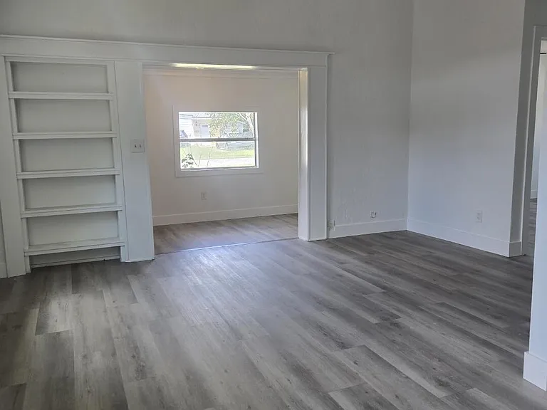3827 Eve Dr W — Photo 4