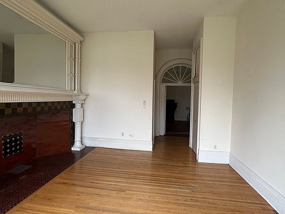 5th image of 737 East Ave #2