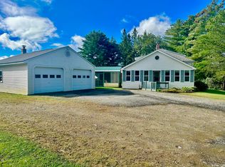 1071 Clinton Ave, Benton, ME 04901